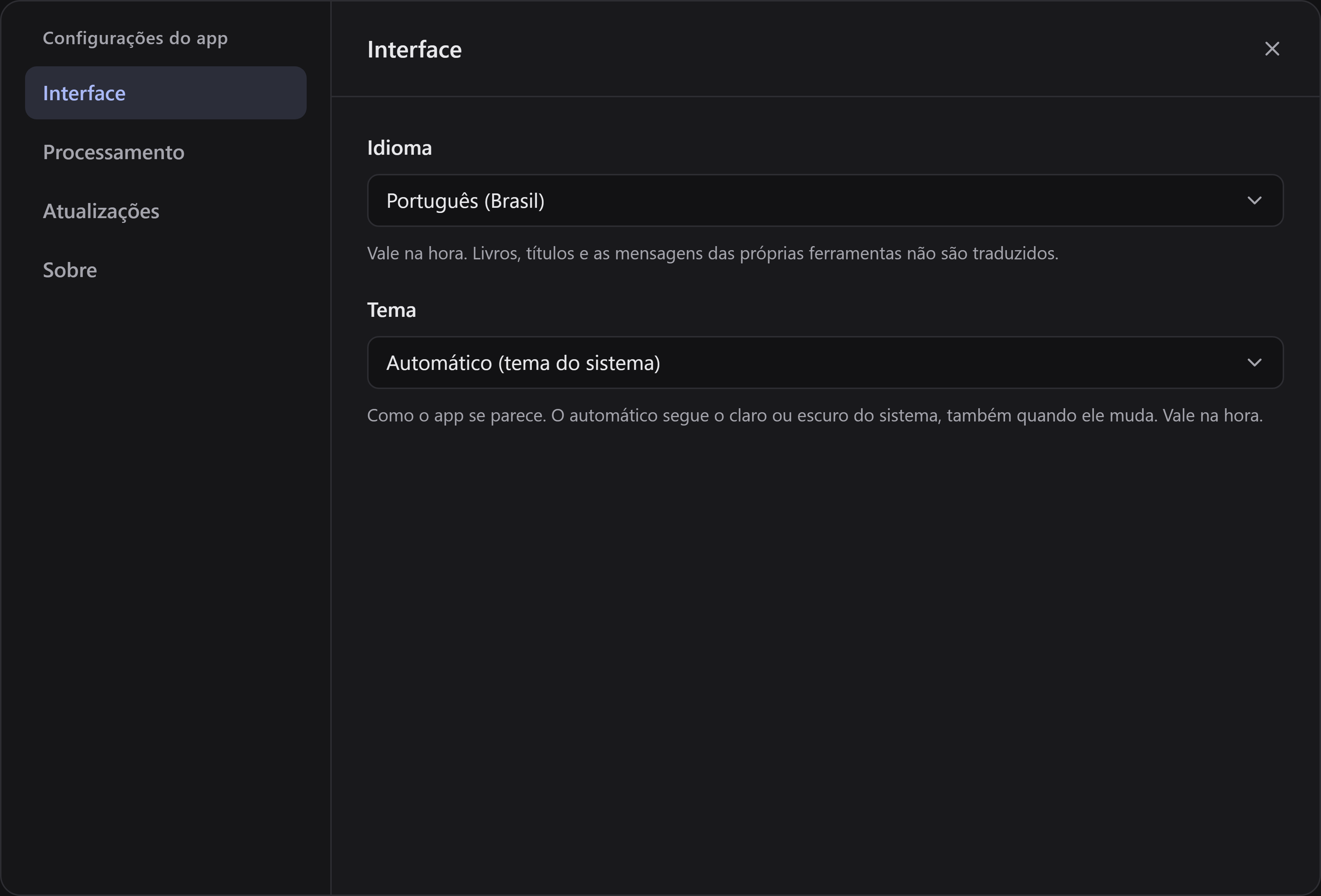 A aba Interface das configurações do app, com as escolhas de Idioma e de Tema.